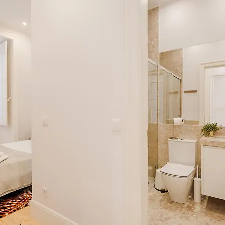 Architectural Gem In Baixa Appartement