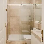 Apartamento Architectural Gem In Baixa